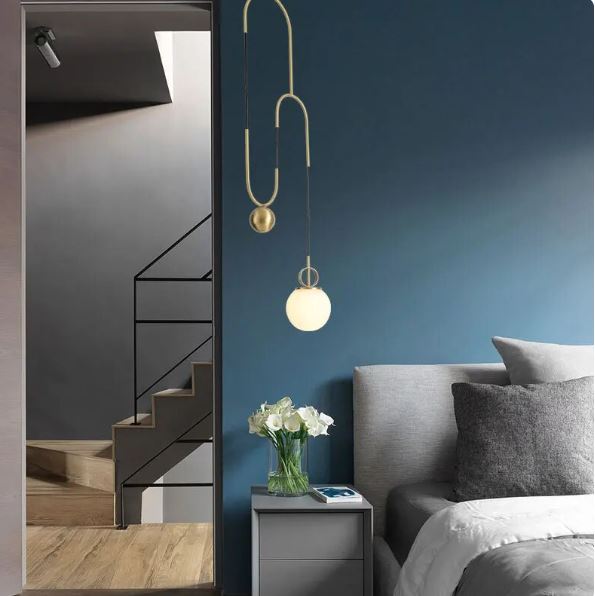 Balanced Golden Ball Pendant Light