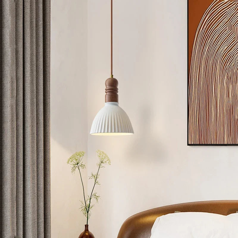 Cream Wind Solid Wood Pendant Light