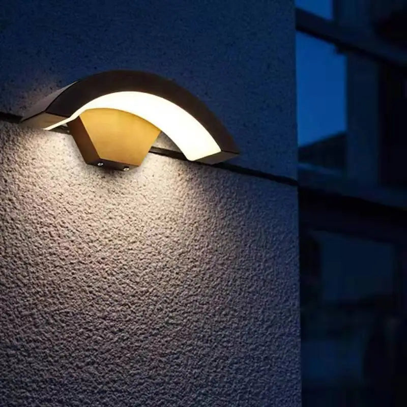 Modern Curved Outdoor Waterproof Wall Light