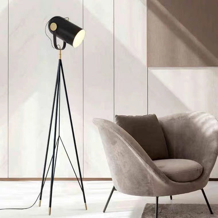 Sleek Deluxe LED floor lamp designer