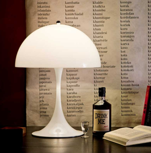 White Panthella Mushroom Table Lamp