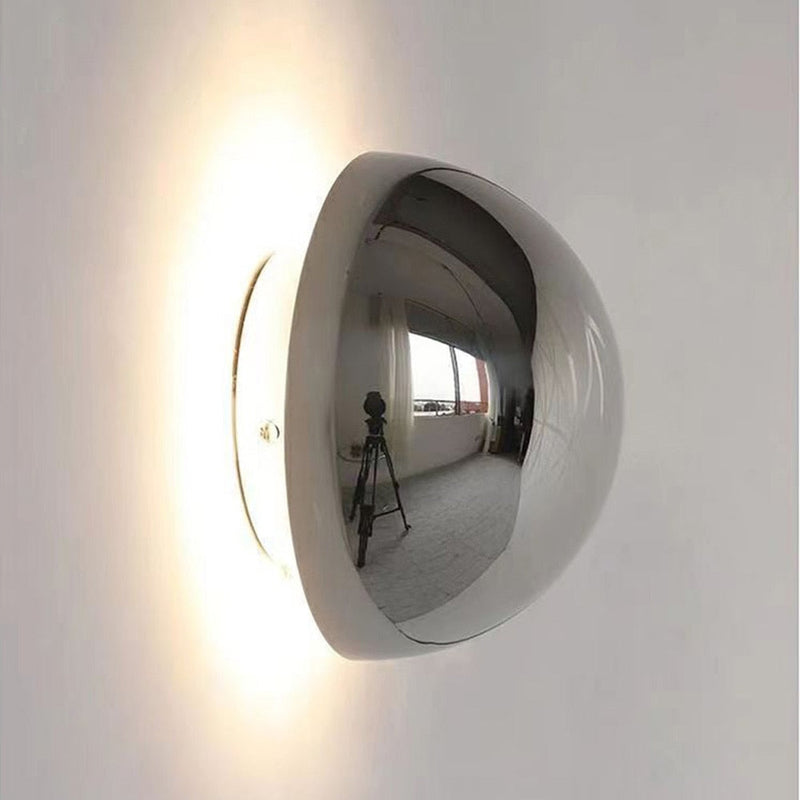 Round Metallic Wall Sconce Lamp