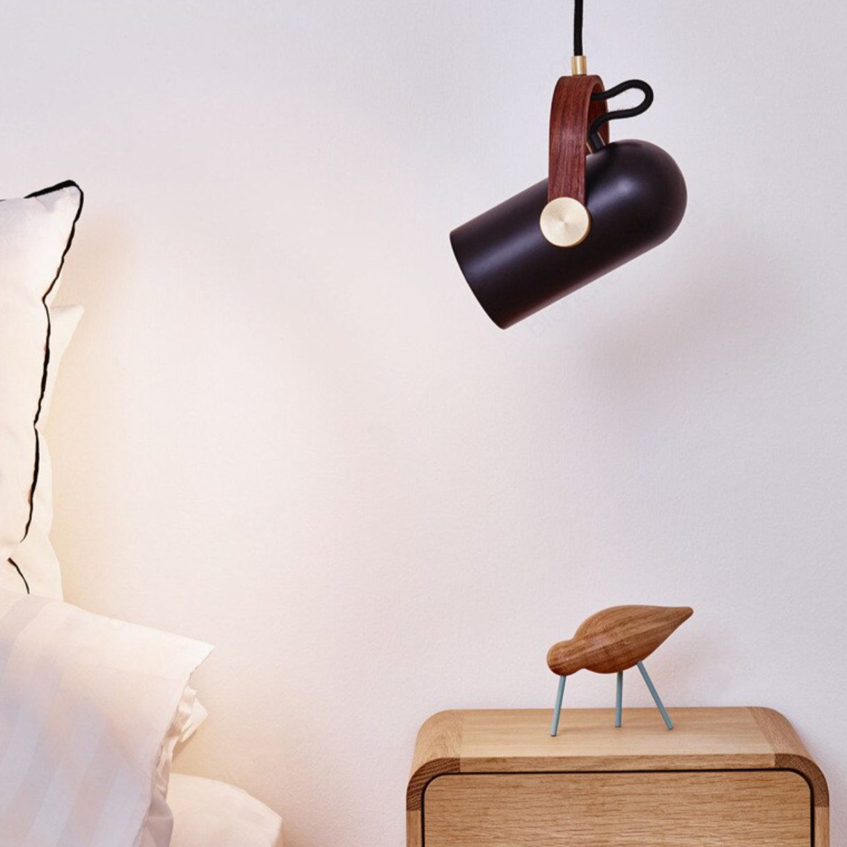 Sleek Deluxe LED Pendant with Spotlight