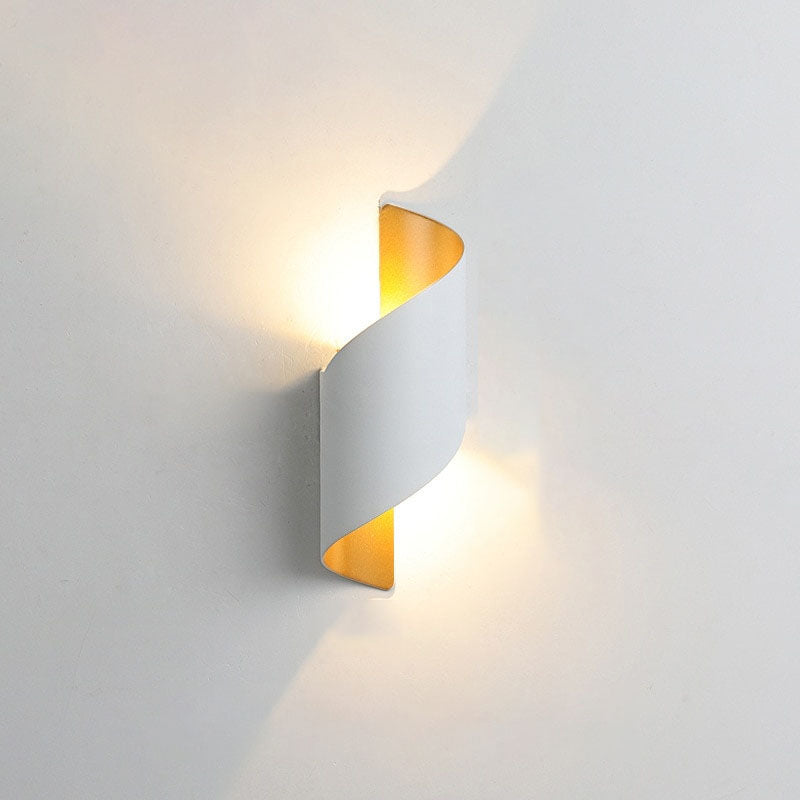Modern Curl Twisted LED Wall Light