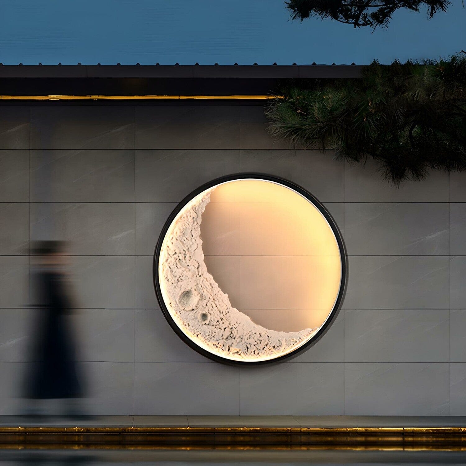 Simple Creative Half Moon Mural Wall Lamp