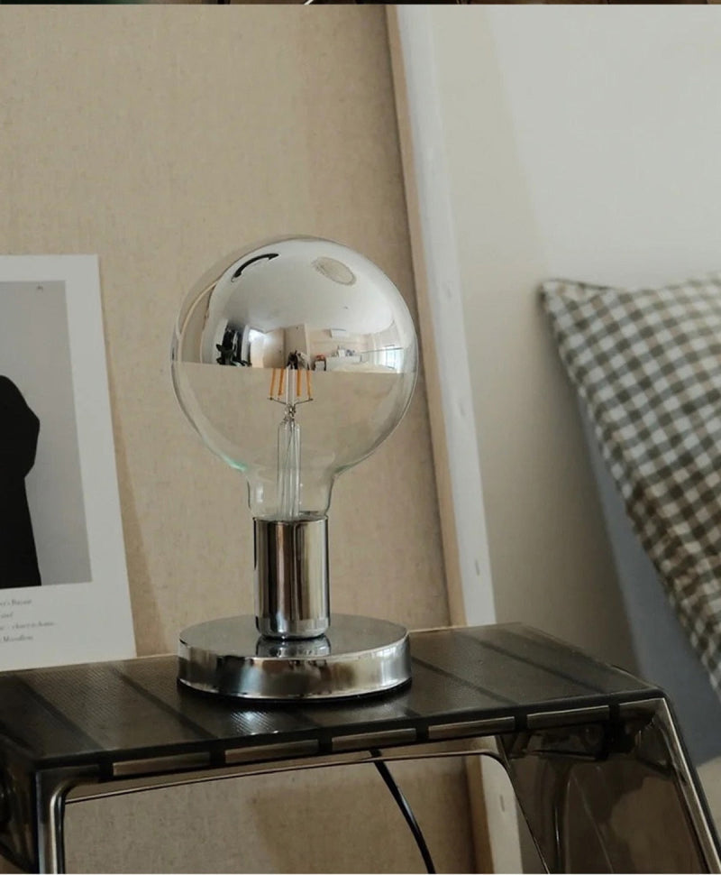 Nostalgia Vintage LED Desk Lamp