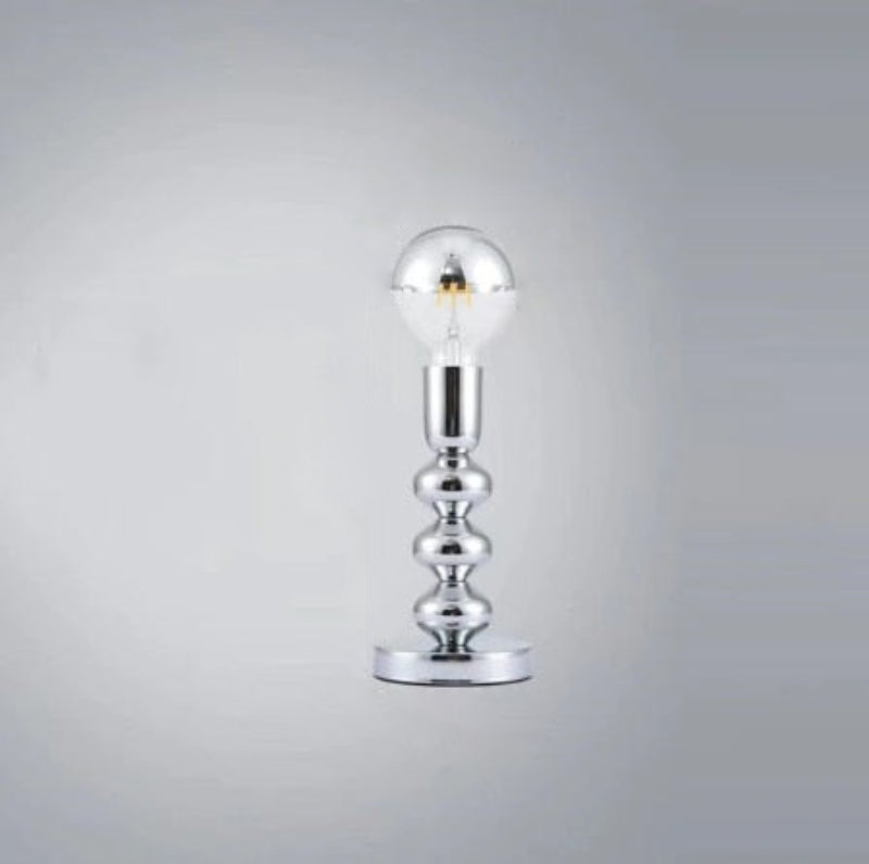 Nostalgia Vintage LED Desk Lamp