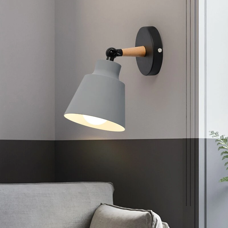 Modern Wooden Bracket Wall Light