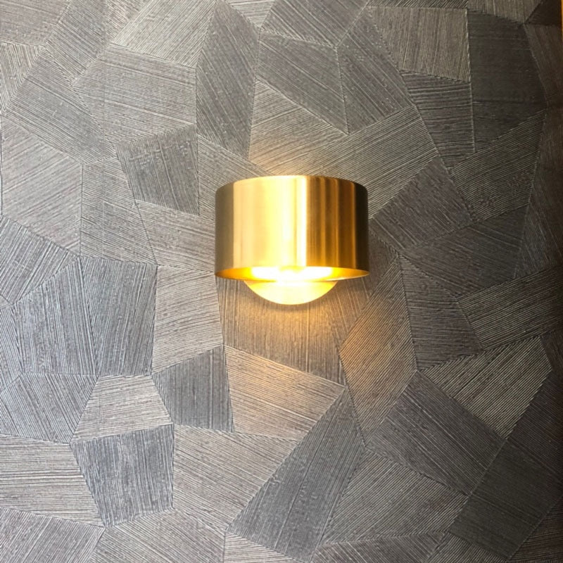 Radiant Glowing Ring Wall Light